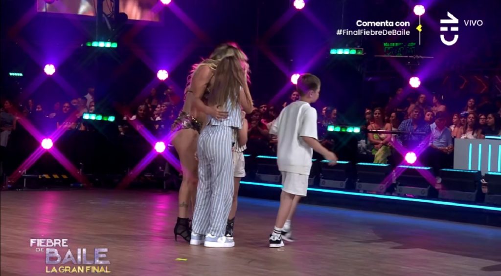 Faloon Larraguibel y sus hijos