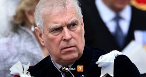 Andrés Mountbatten-Windsor, hermano del rey Carlos III, fue detenido este jueves