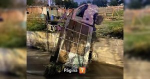 Un fallecido dejó caída de camión 3/4 al canal San Carlos en la comuna de La Florida