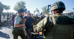 “Nos tiraron la puerta”: denuncian violento ingreso de Carabineros en desalojo de toma Santa Marta